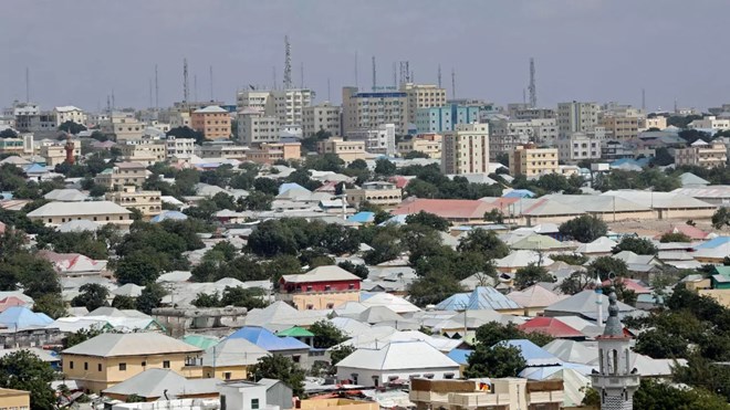 Death toll of two blasts in Somalia rises to 15